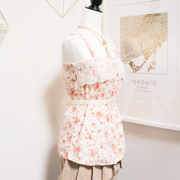Cream & Coral Floral Lace Top 🌷 FEBRUGUST - Picture 3 of 7